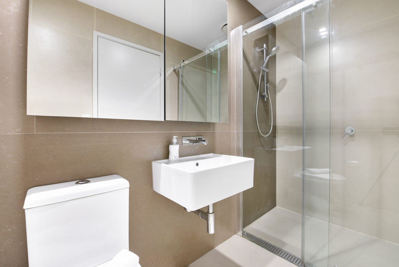 5607 / 568 Collins Street Melbourne