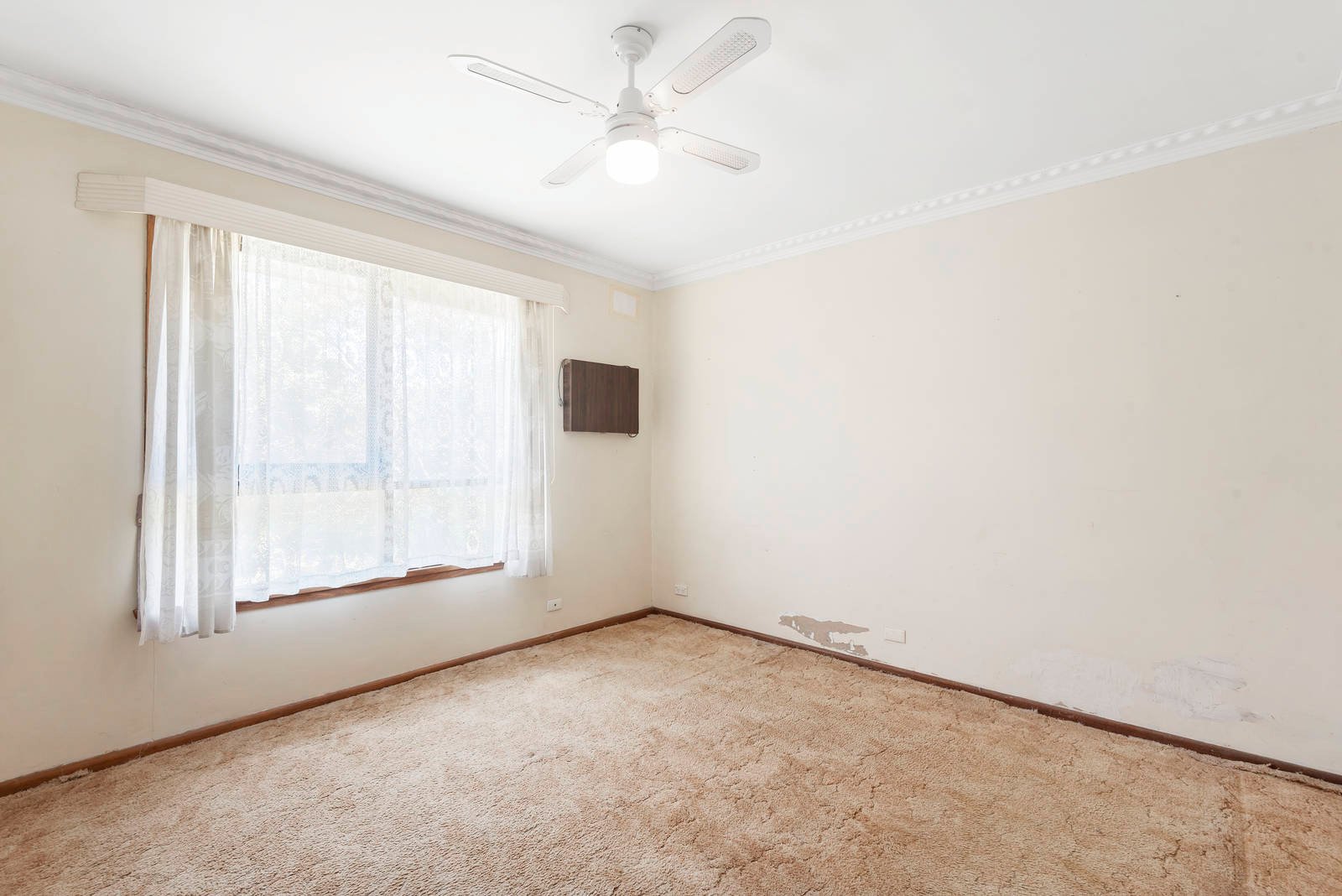 Property Gallery Thumbnail 11