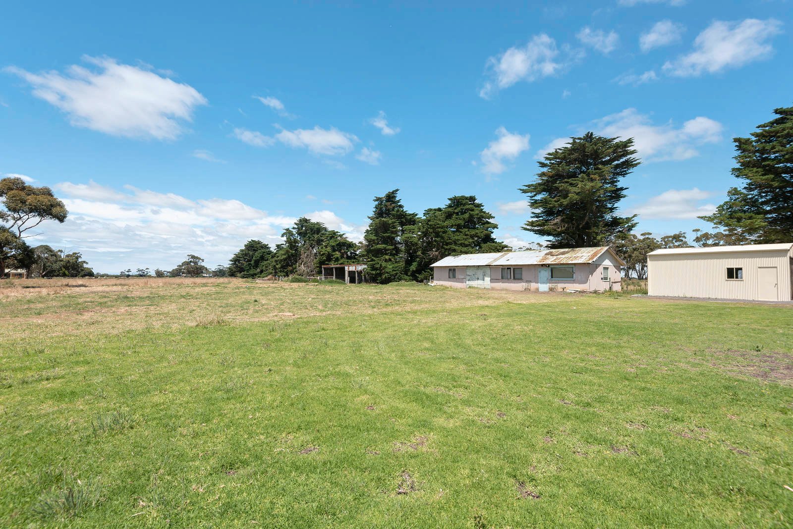 Property Gallery Thumbnail 13