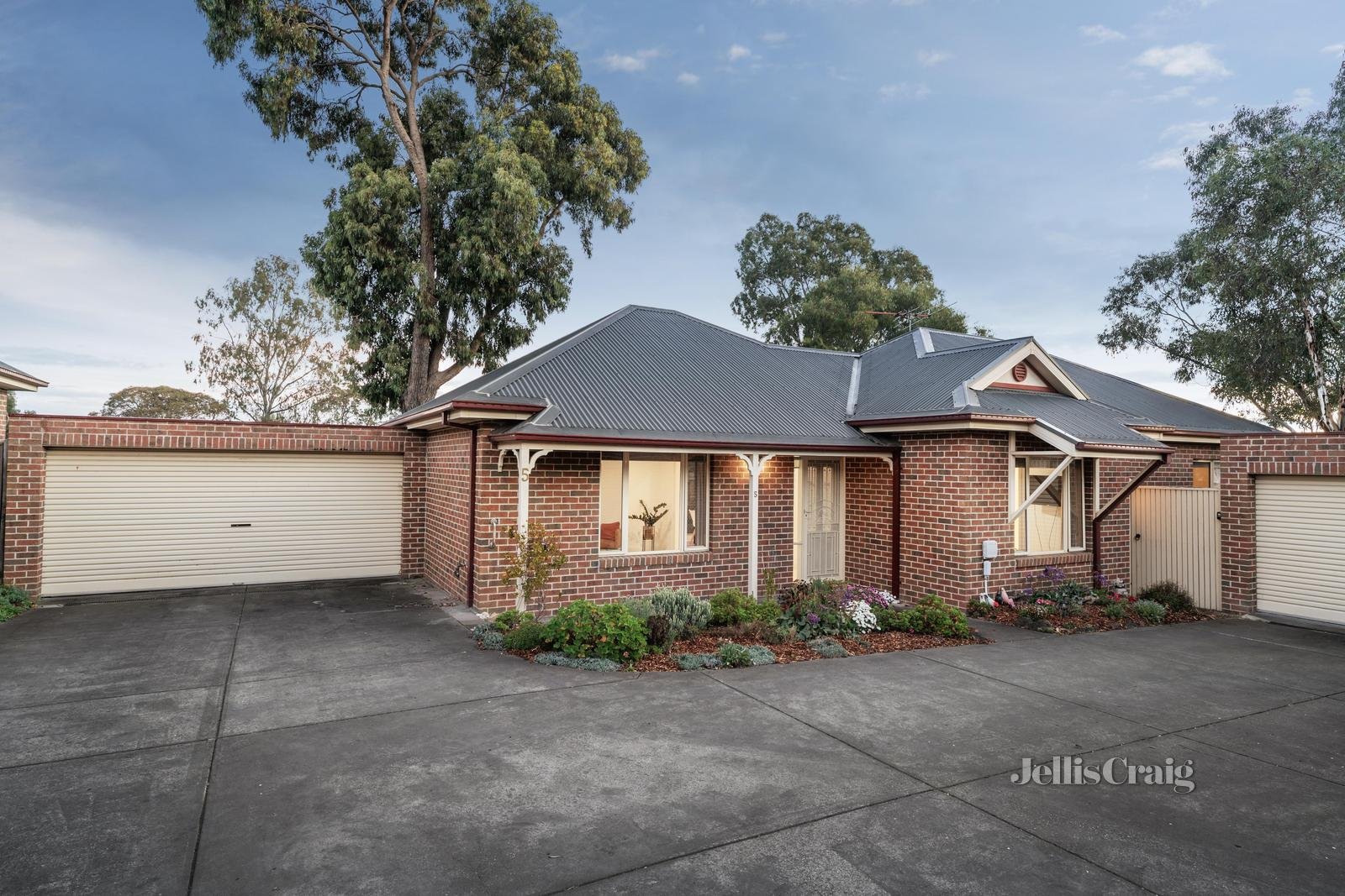 5/62 Rattray Road, Montmorency image 1