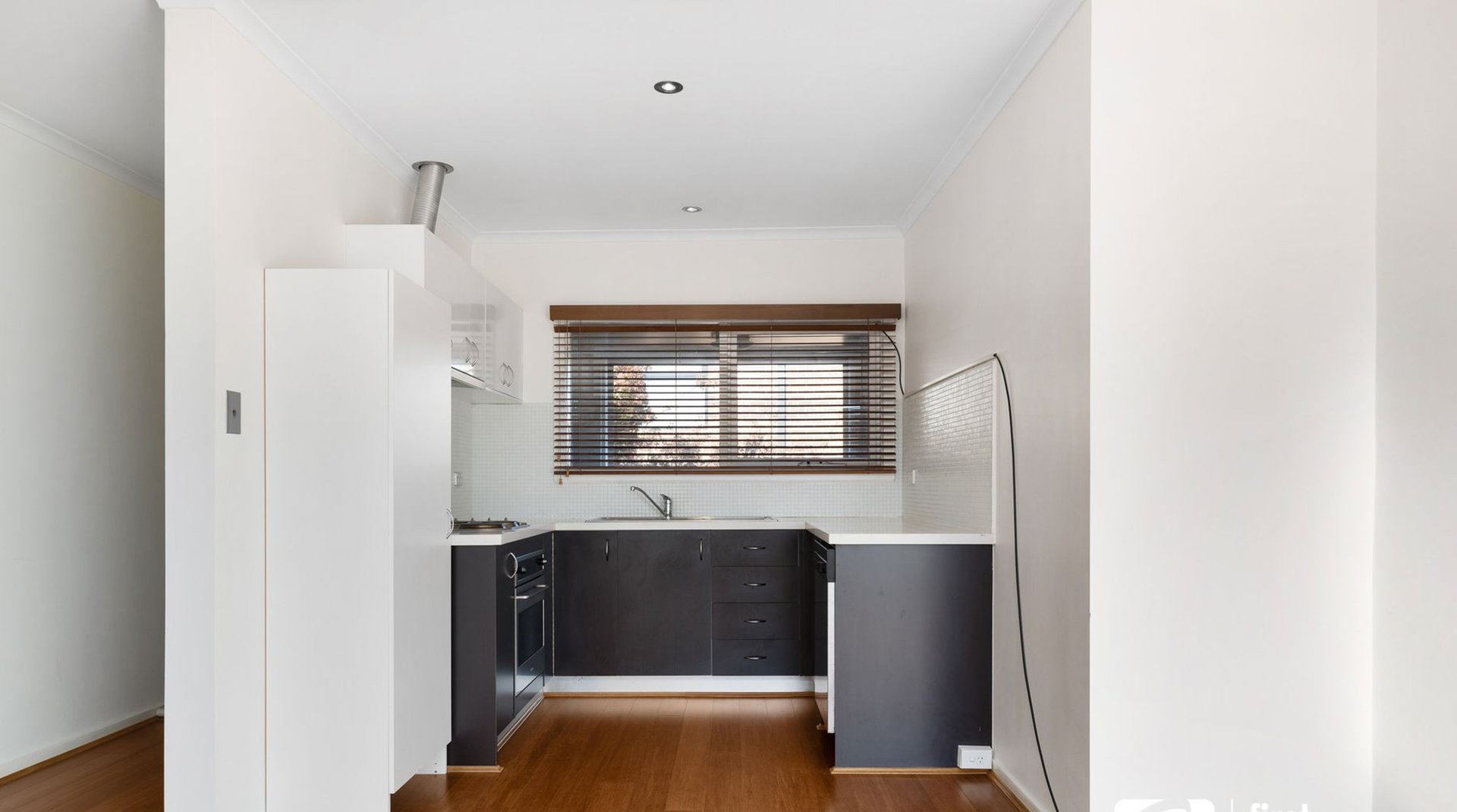5/63 Cobden Street, Kew image 3