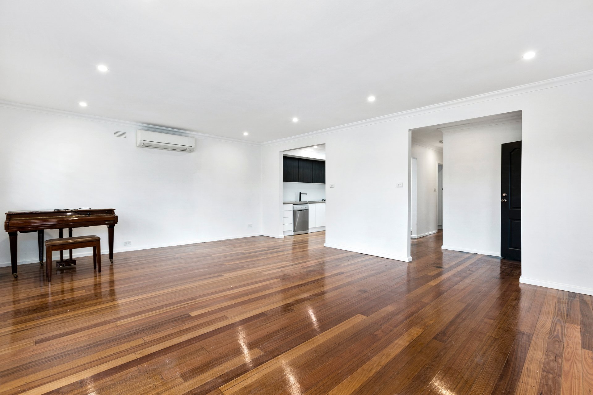 563 Highbury Road, Burwood&nbsp;East image 2