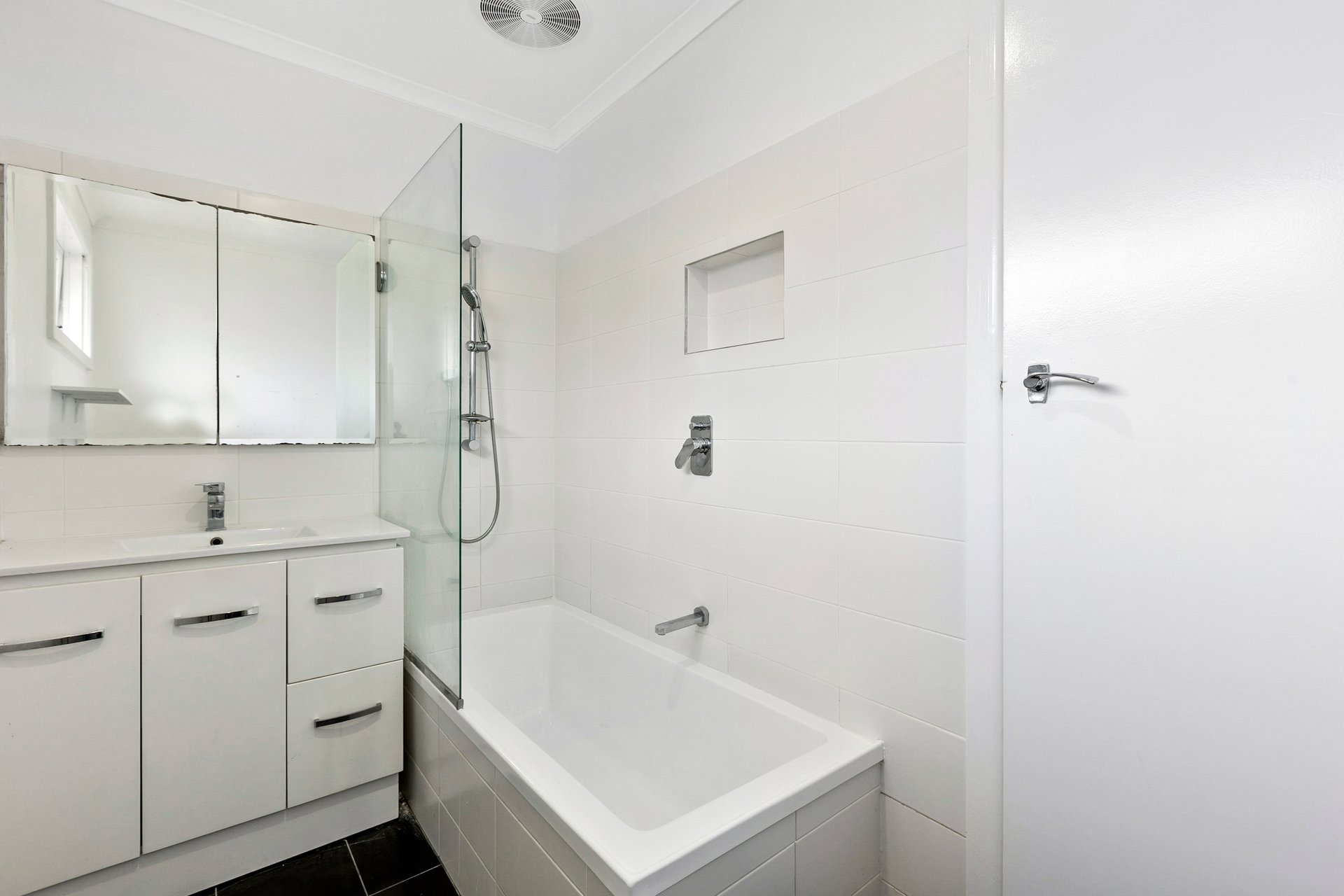 563 Highbury Road, Burwood&nbsp;East image 4