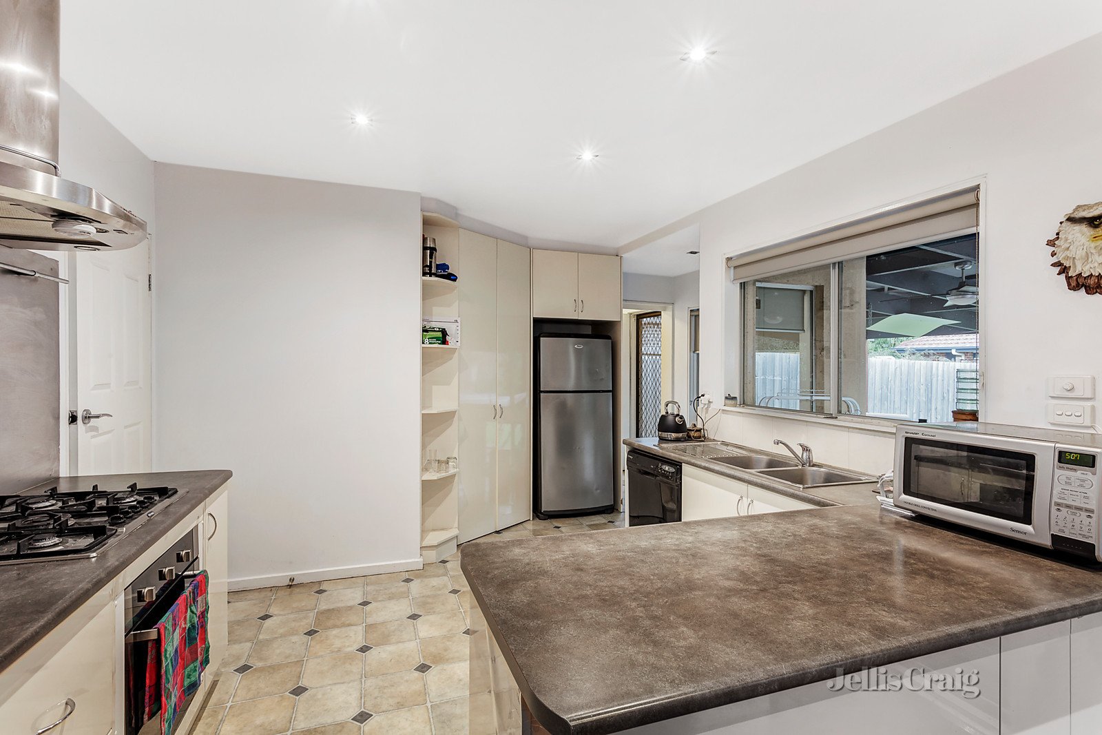 564 South Road, Moorabbin image 5