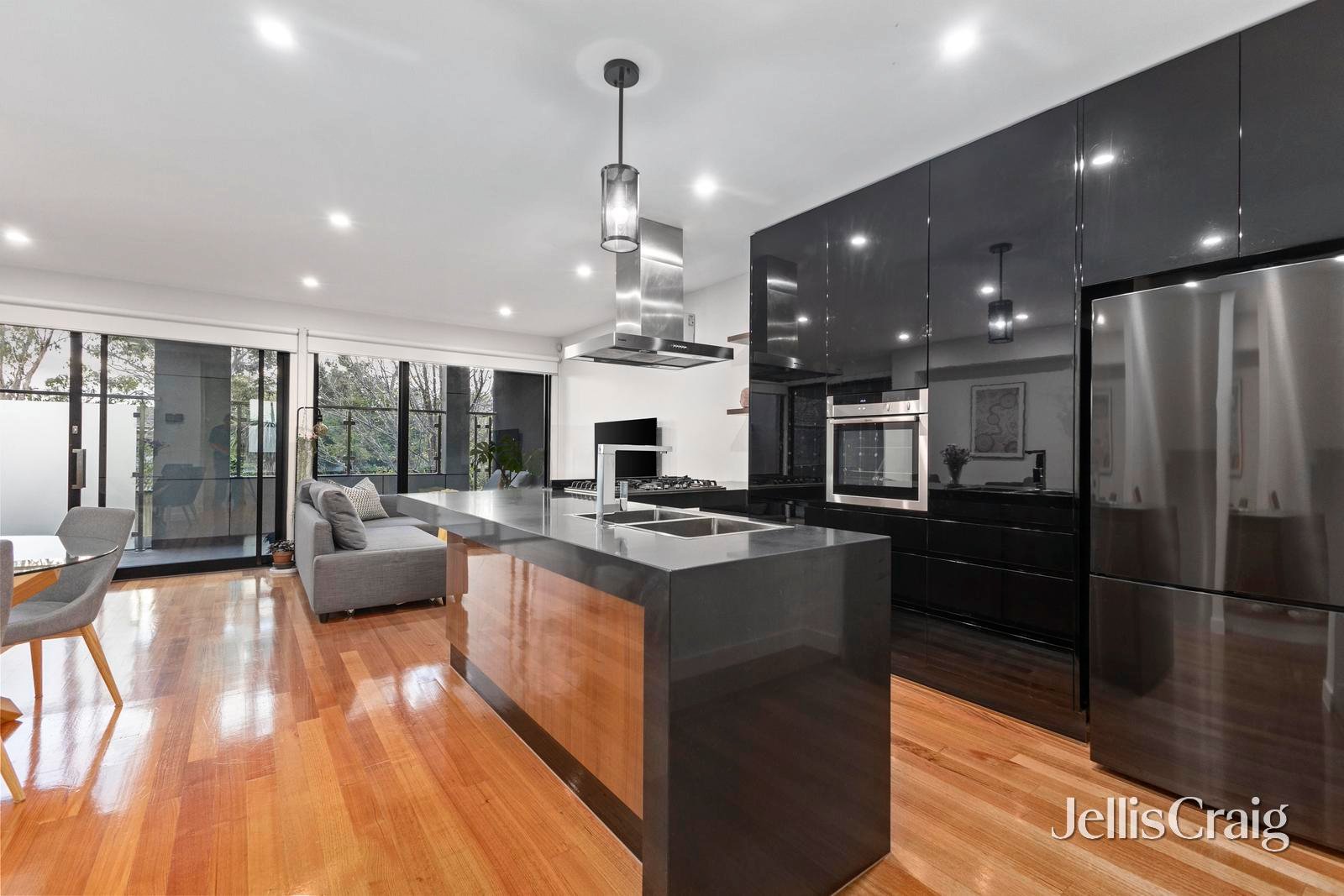 5/646 Warrigal Road, Malvern East image 3