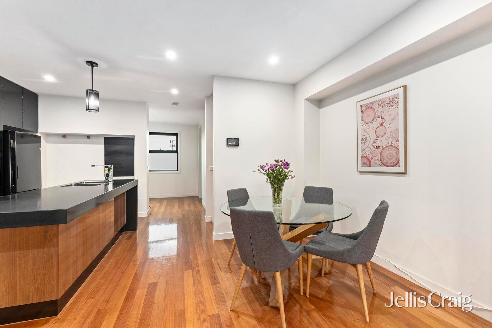 5/646 Warrigal Road, Malvern East image 5