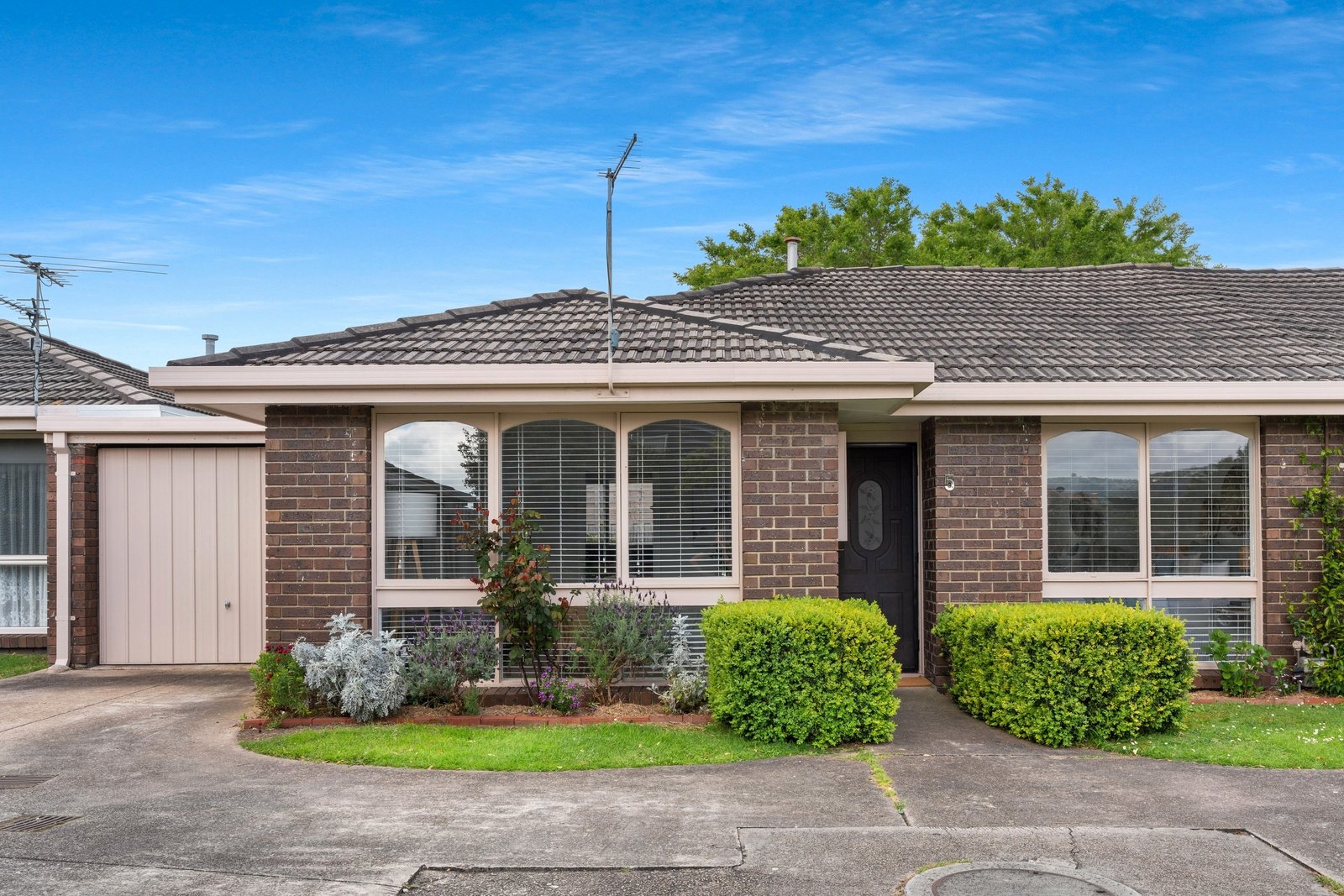 Property Gallery - Main Image