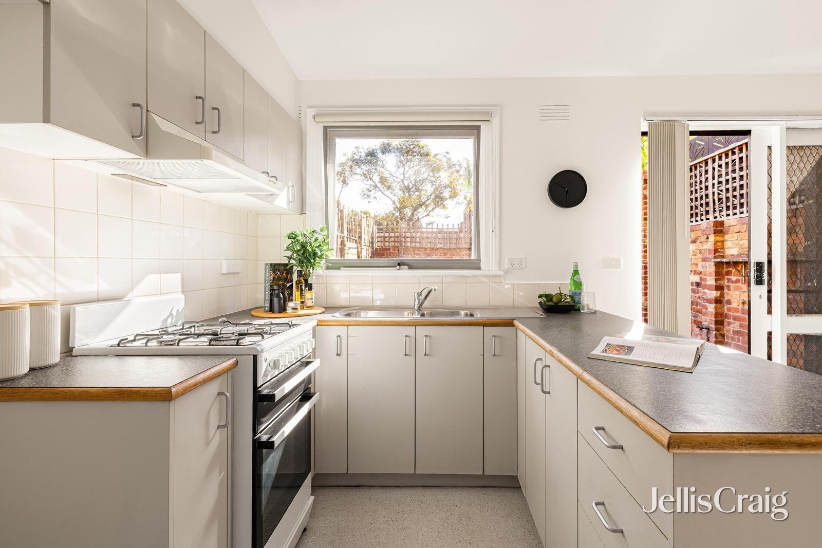 565 Drummond Street, Carlton&nbsp;North image 6