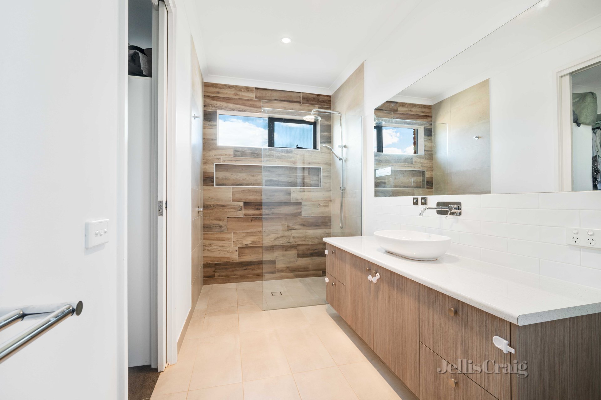 565 Forest Road, Lexton image 6
