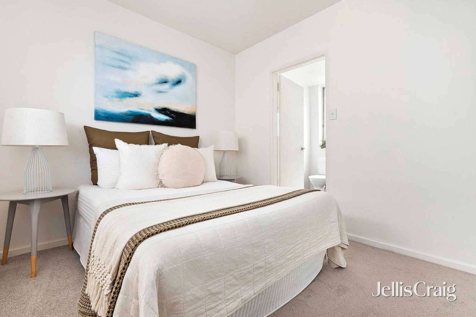 5/65 Ormond Road, Elwood image 8