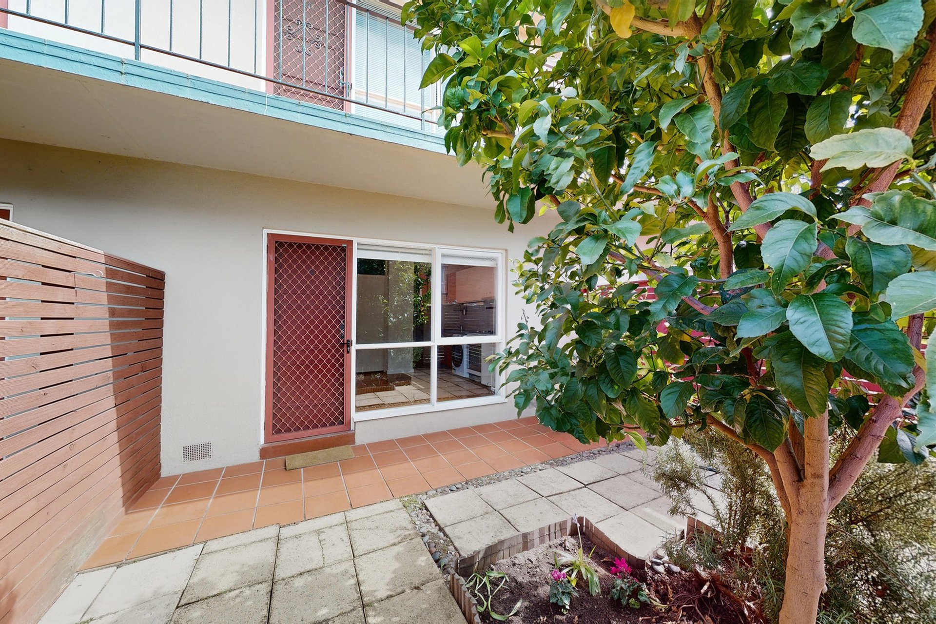5/66 Woornack Road, Carnegie image 2