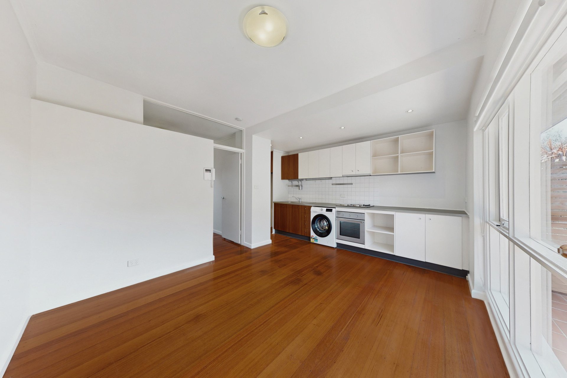 5/66 Woornack Road, Carnegie image 5