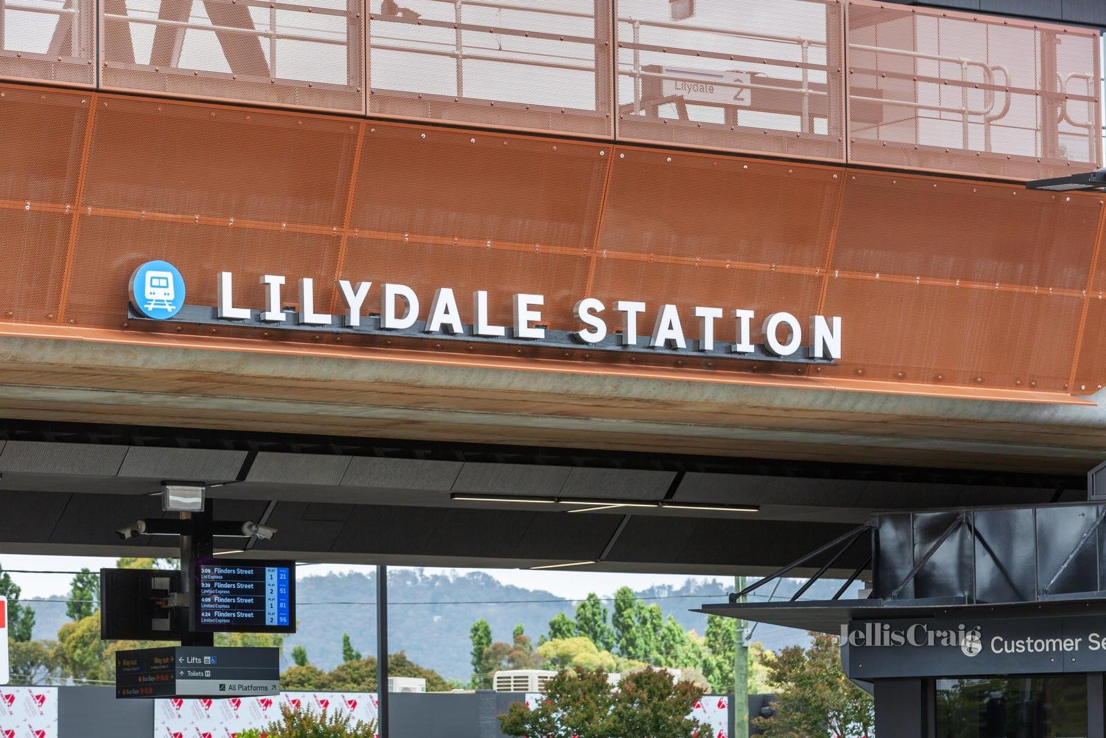 5,6,7,9 & 11 Silver Leaf Court, Seville image 9