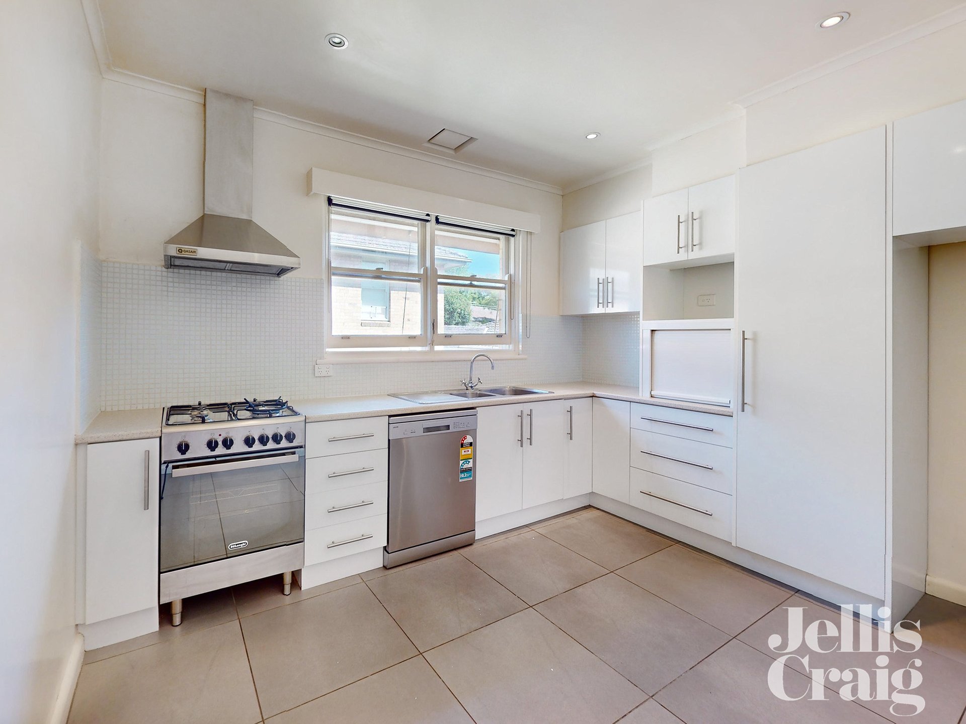 5/68 Brinsley Road, Camberwell image 2