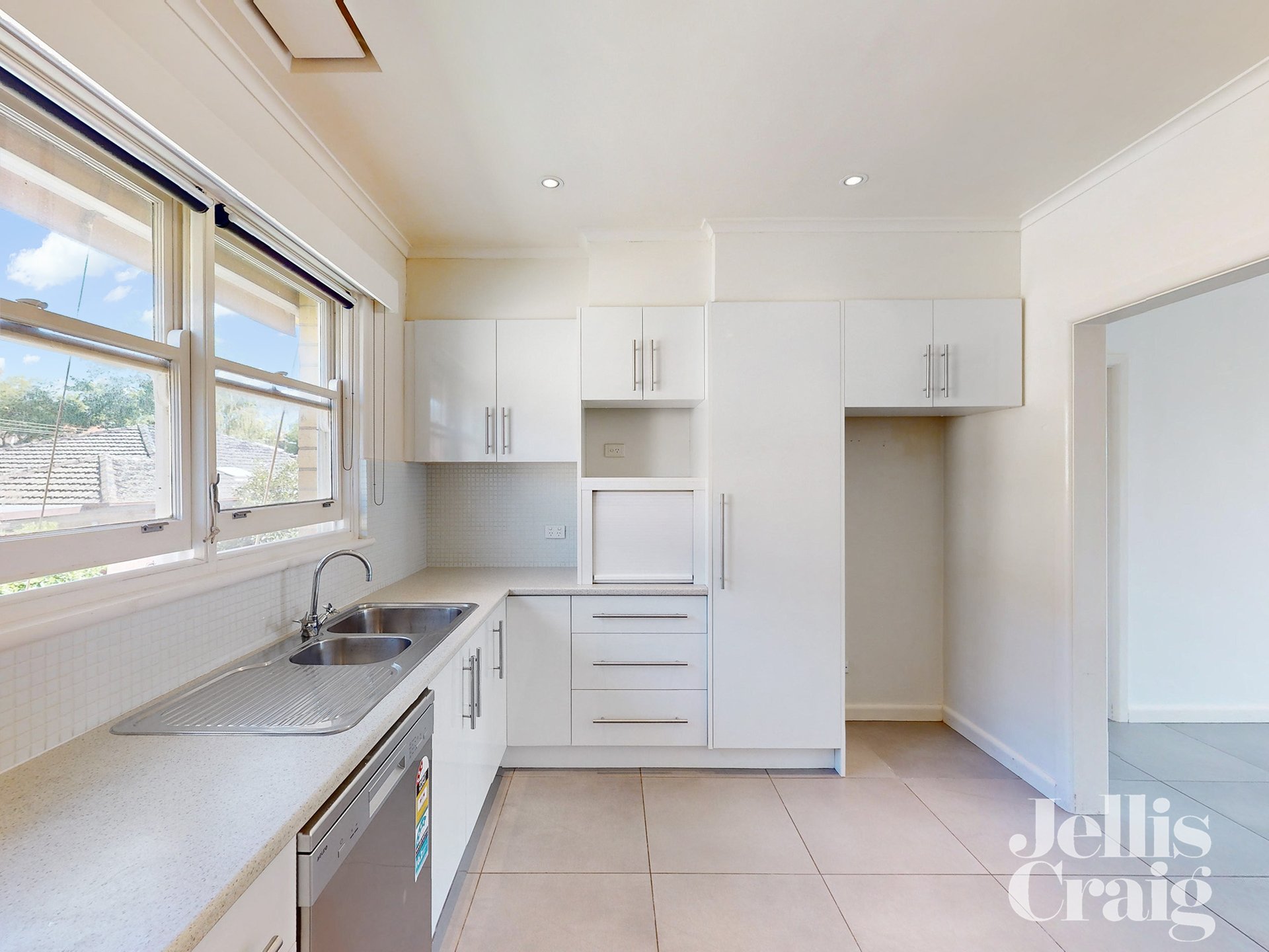 5/68 Brinsley Road, Camberwell image 3