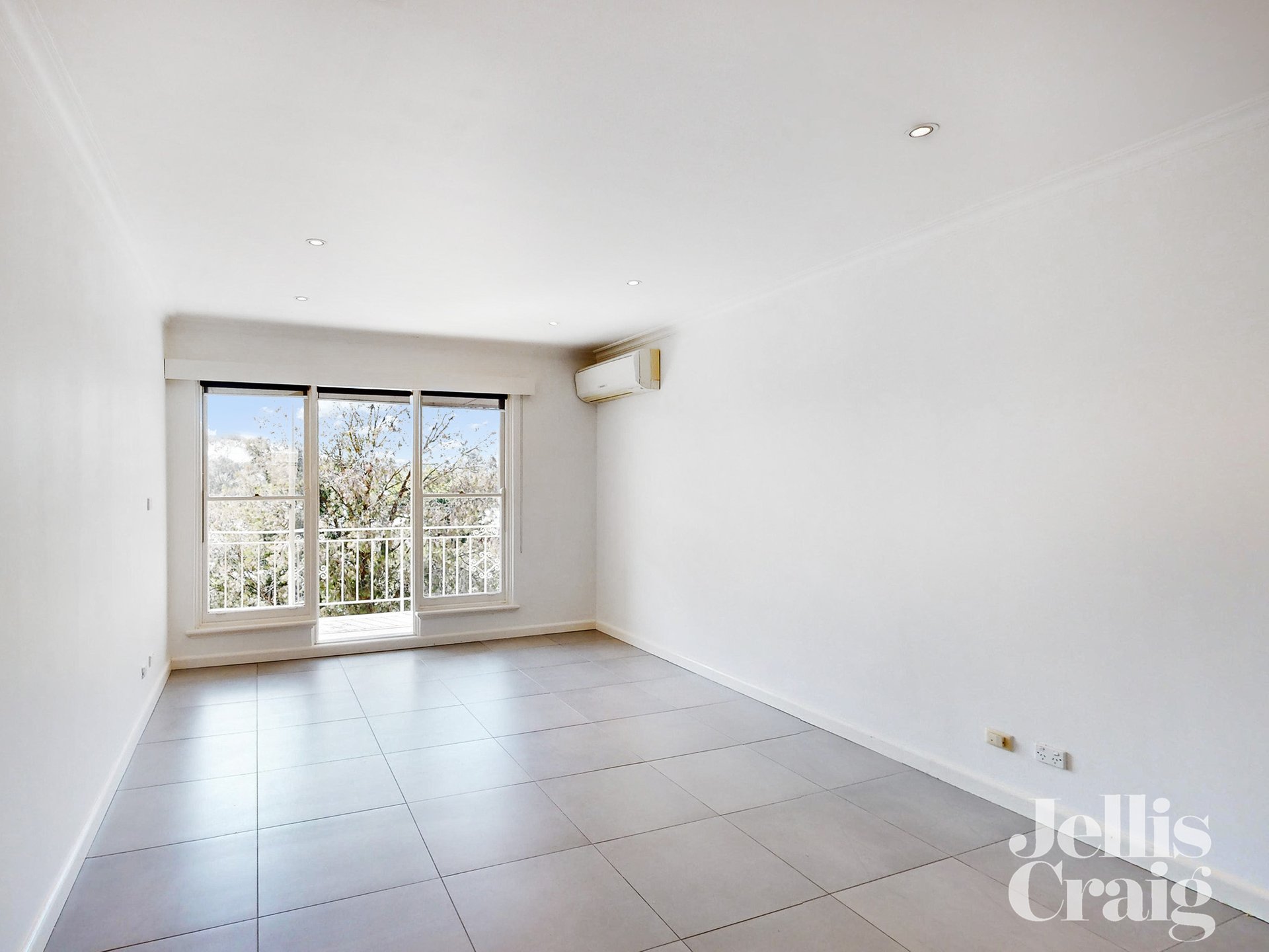 5/68 Brinsley Road, Camberwell image 4