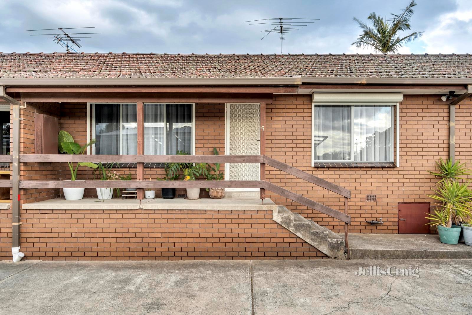 5/69 Marks Street, Coburg image 2