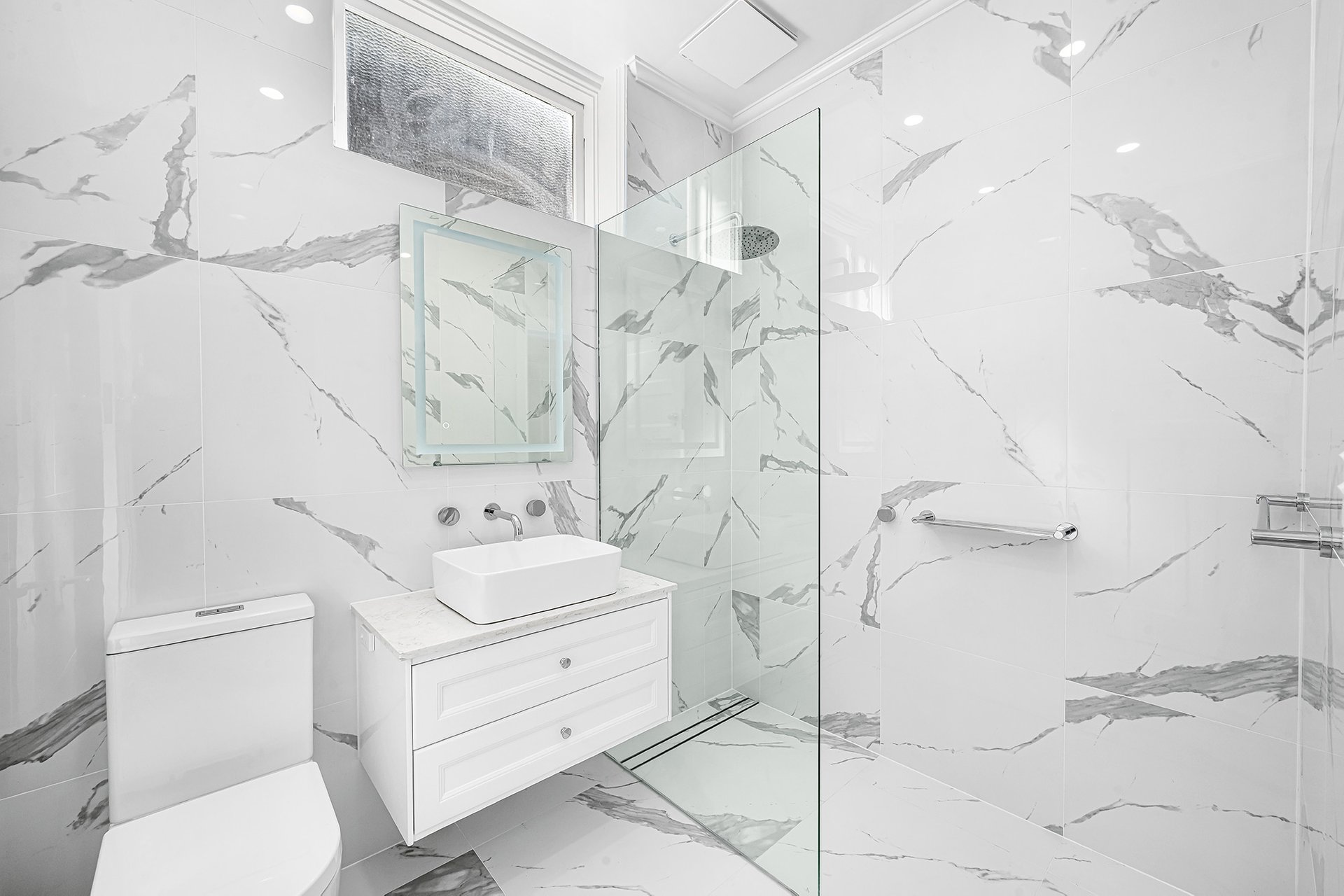 Property Gallery Thumbnail 6