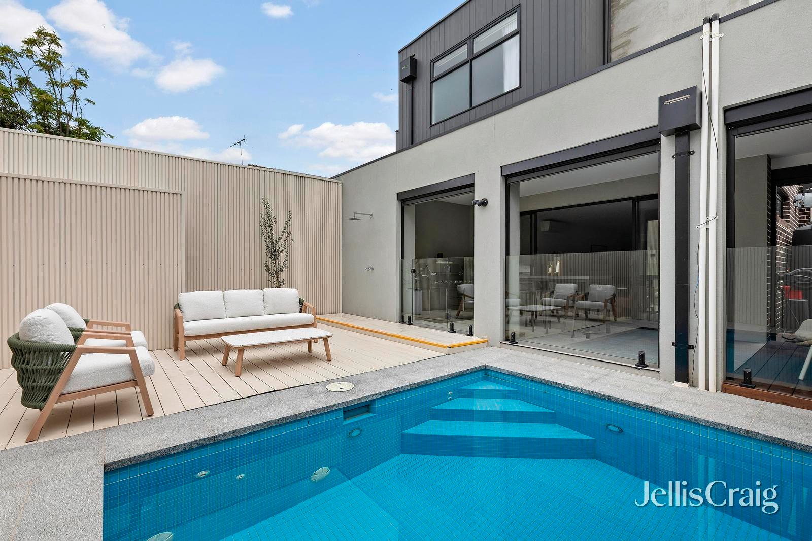 56A Haldane Road, Niddrie image 15