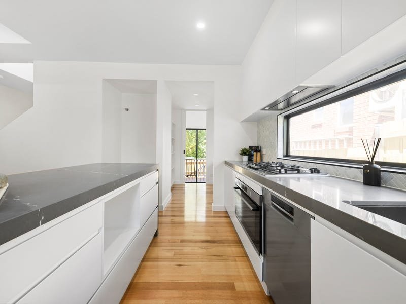 Property Gallery Thumbnail 4
