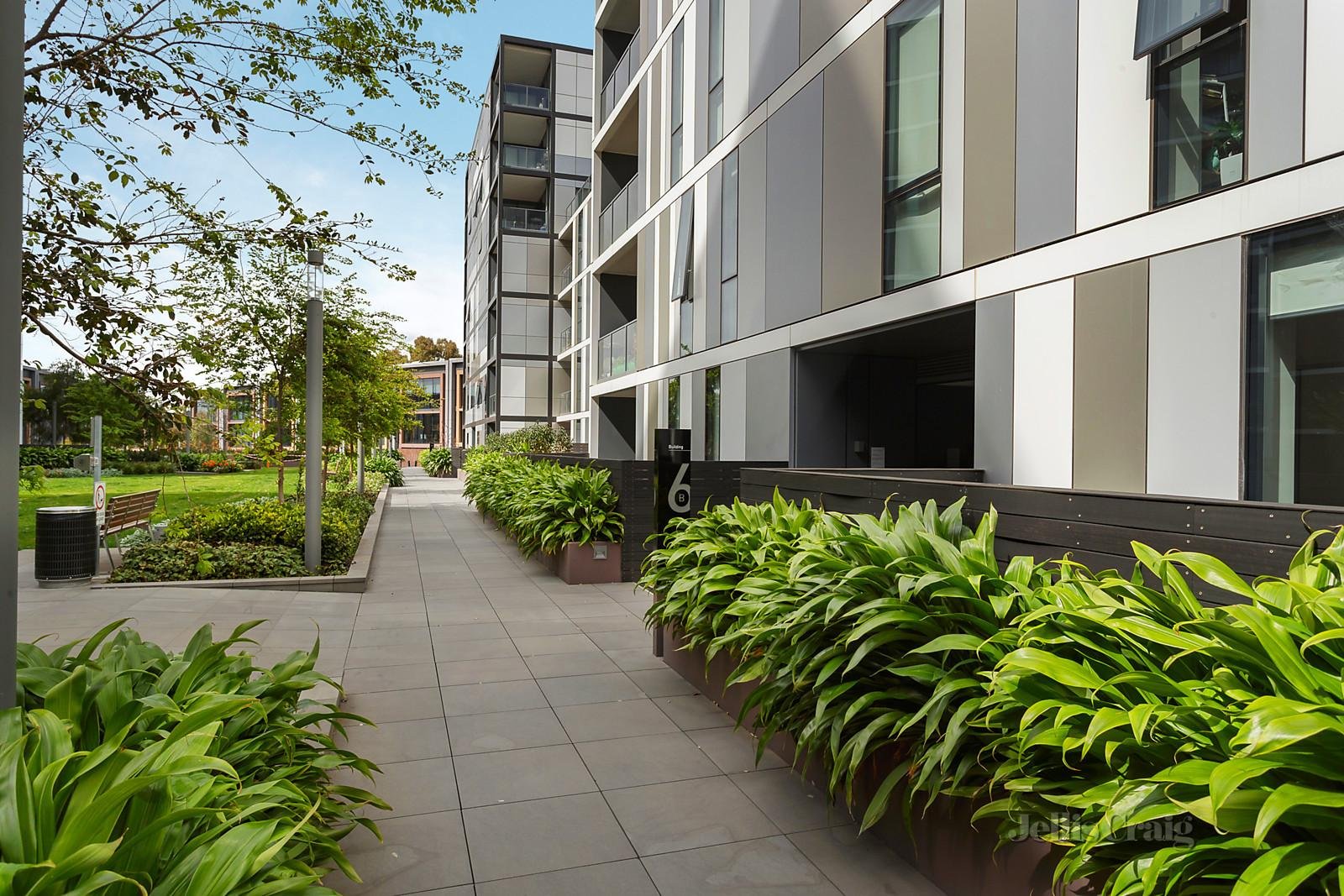 5/6b Evergreen Mews, Armadale
- Print Image 1