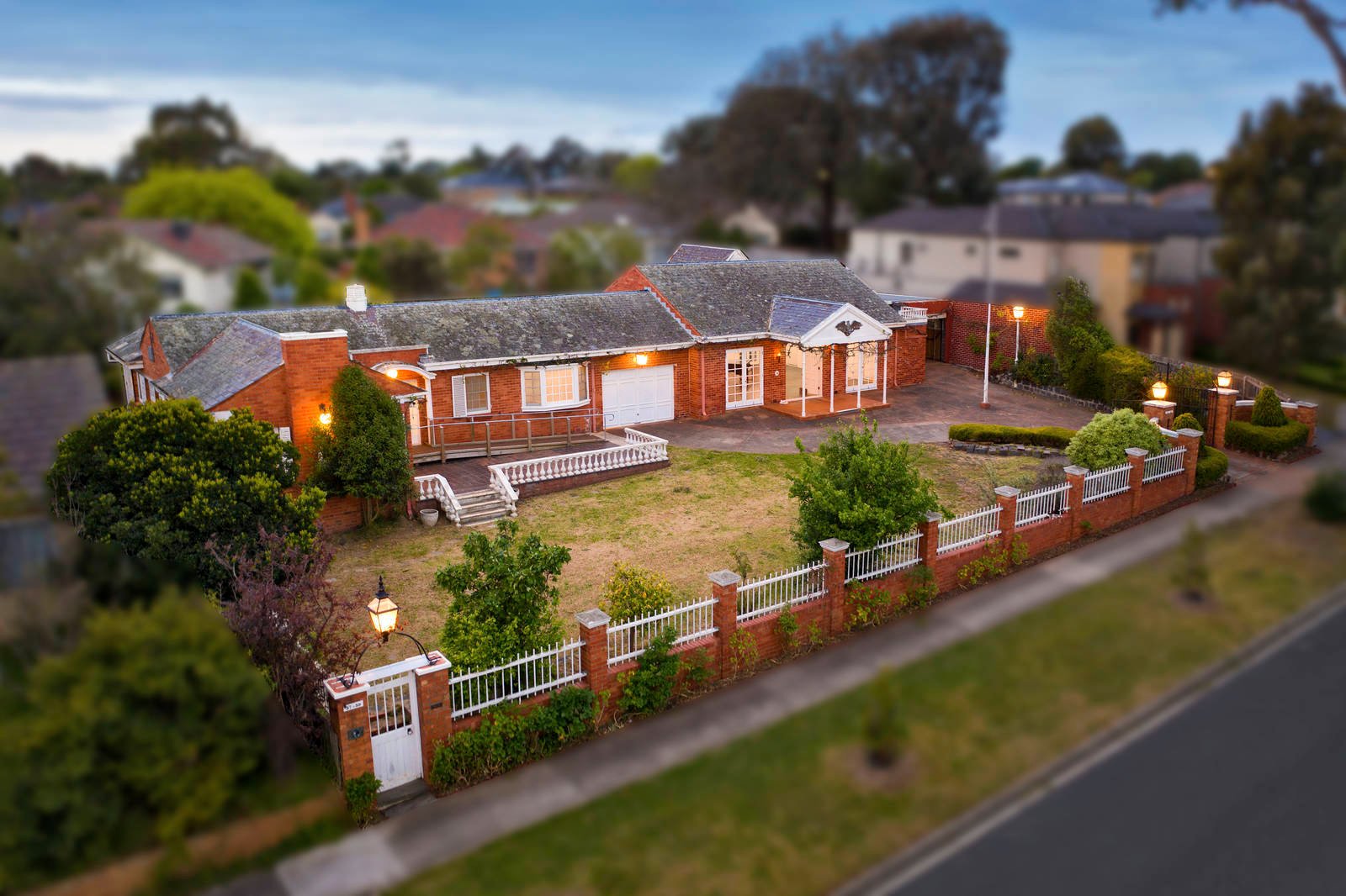 Property Gallery Thumbnail 2
