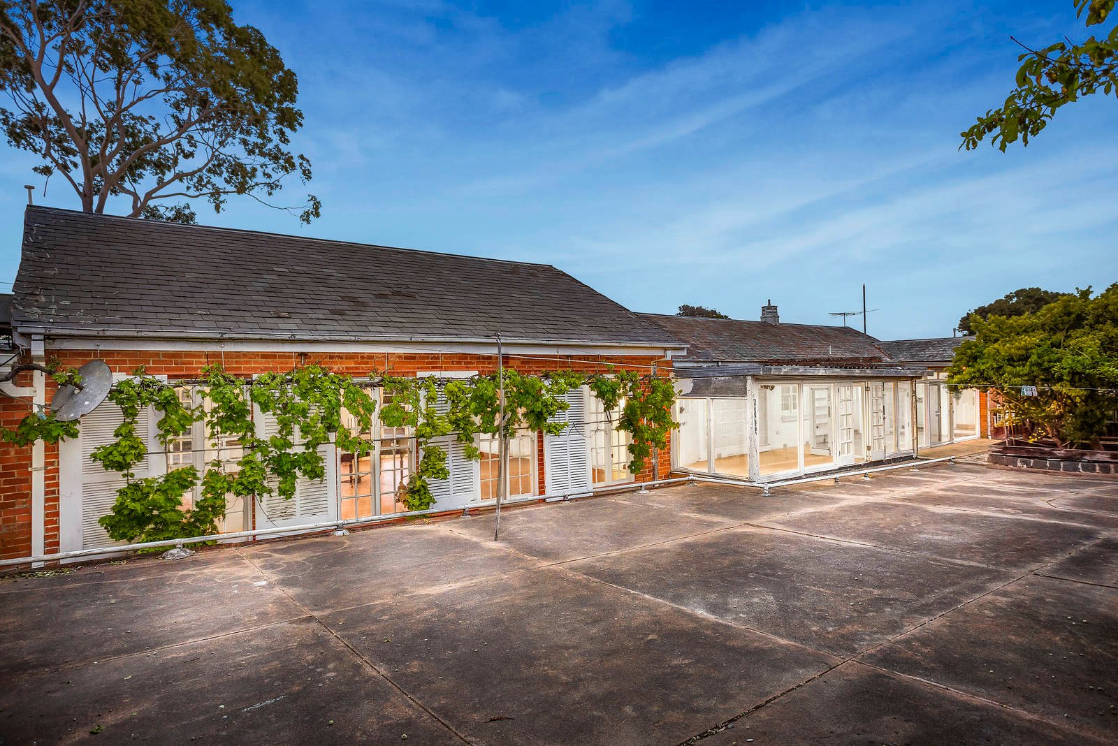 Property Gallery Thumbnail 15