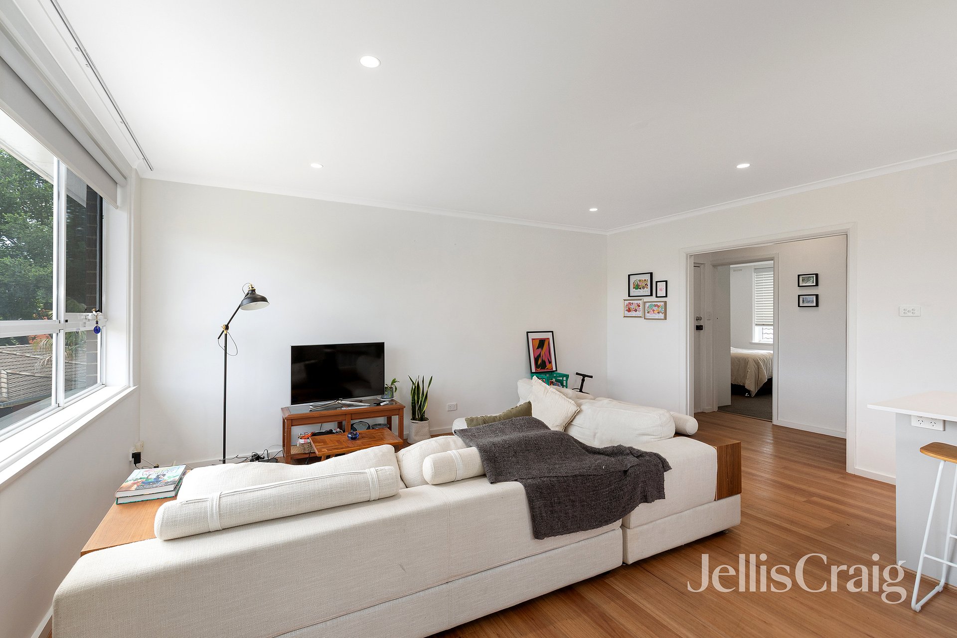5/7 Ashby Grove, Ivanhoe image 5