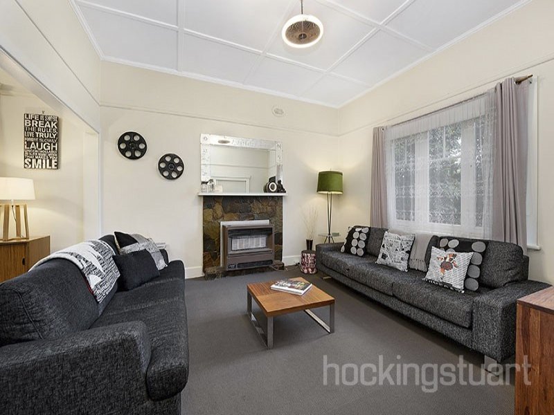 57 Barnard Grove, Kew image 2
