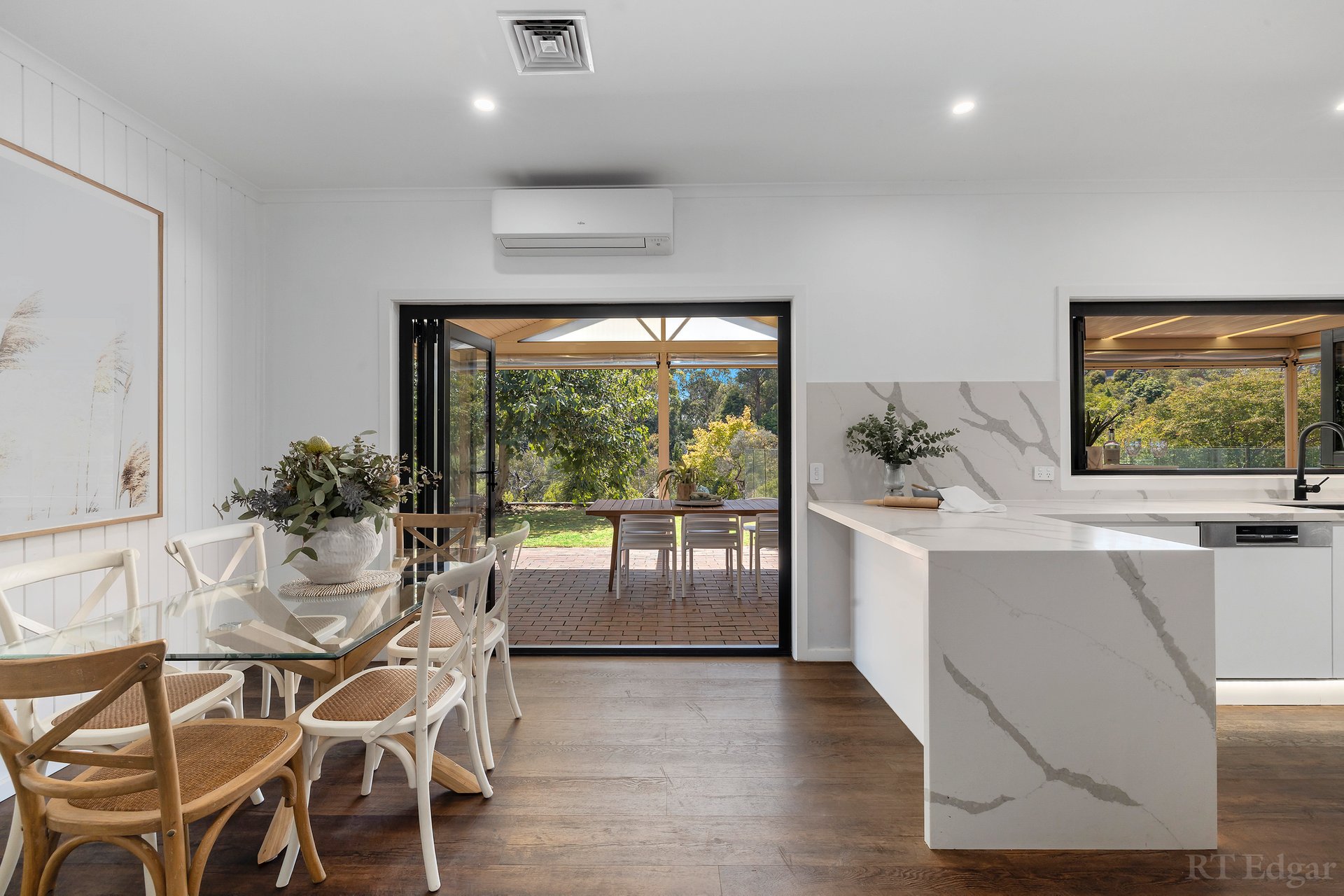Property Gallery Thumbnail 6