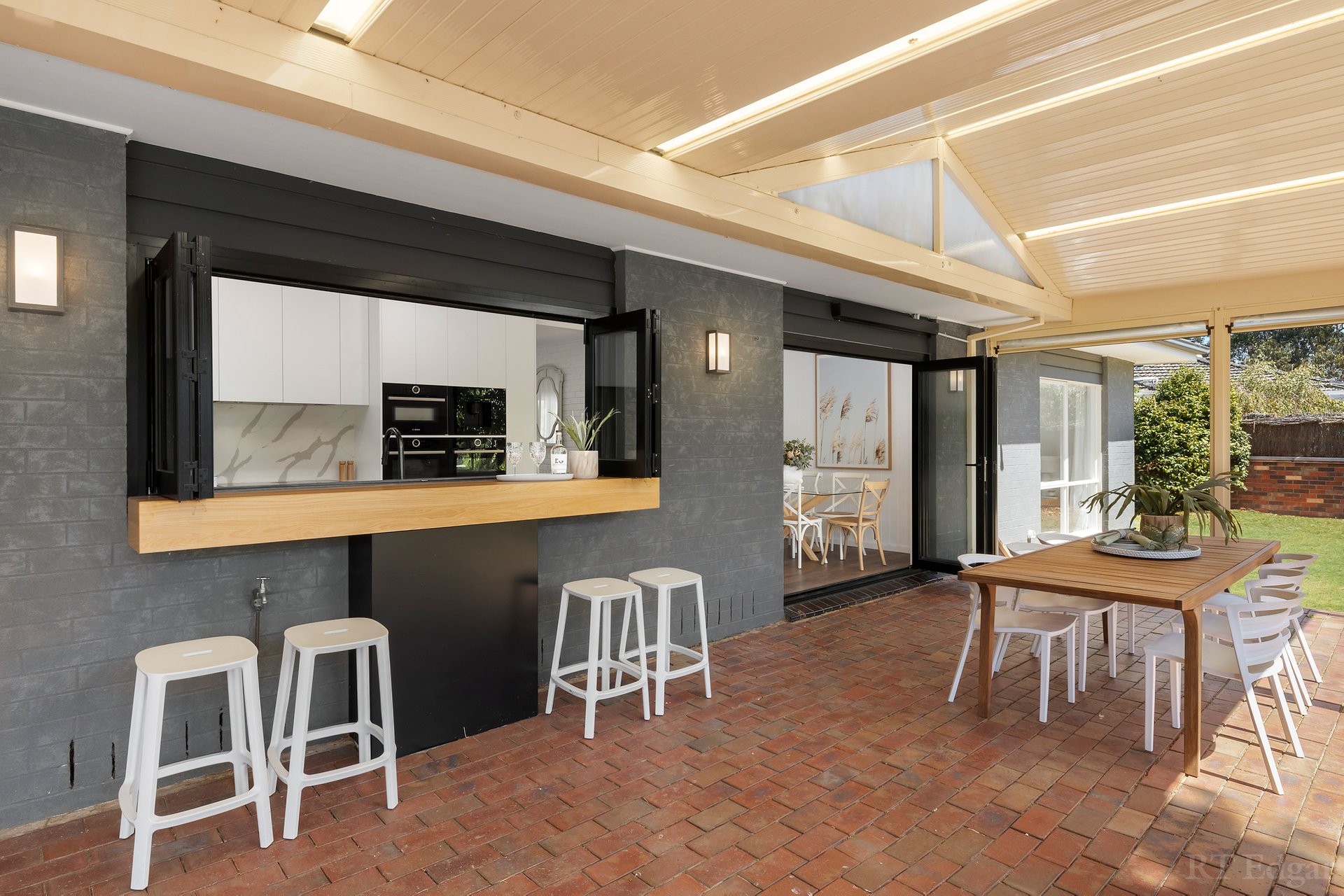 Property Gallery Thumbnail 13