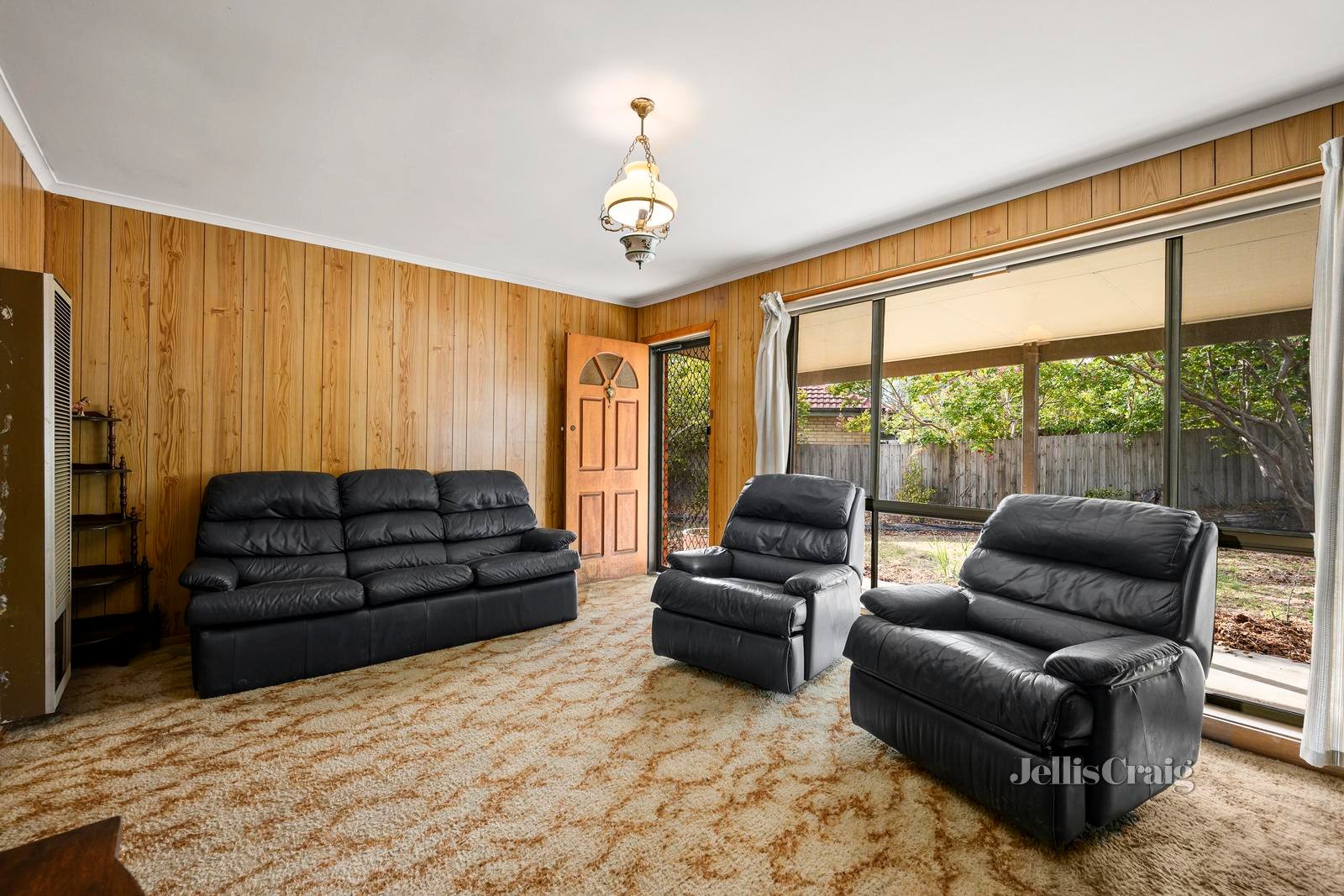 57 Cardigan Road, Mooroolbark image 3