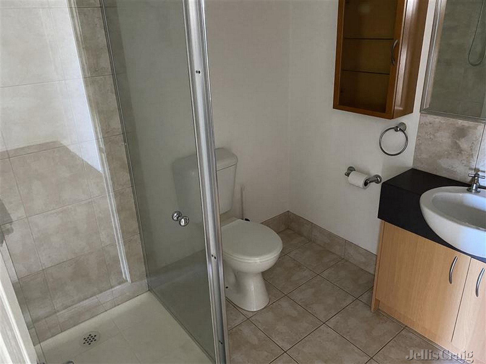 57 Clifford Place, Clifton Hill image 6