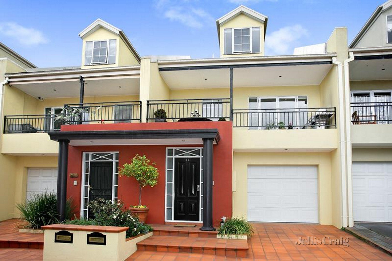 57 Clifford Place, Clifton Hill image 6