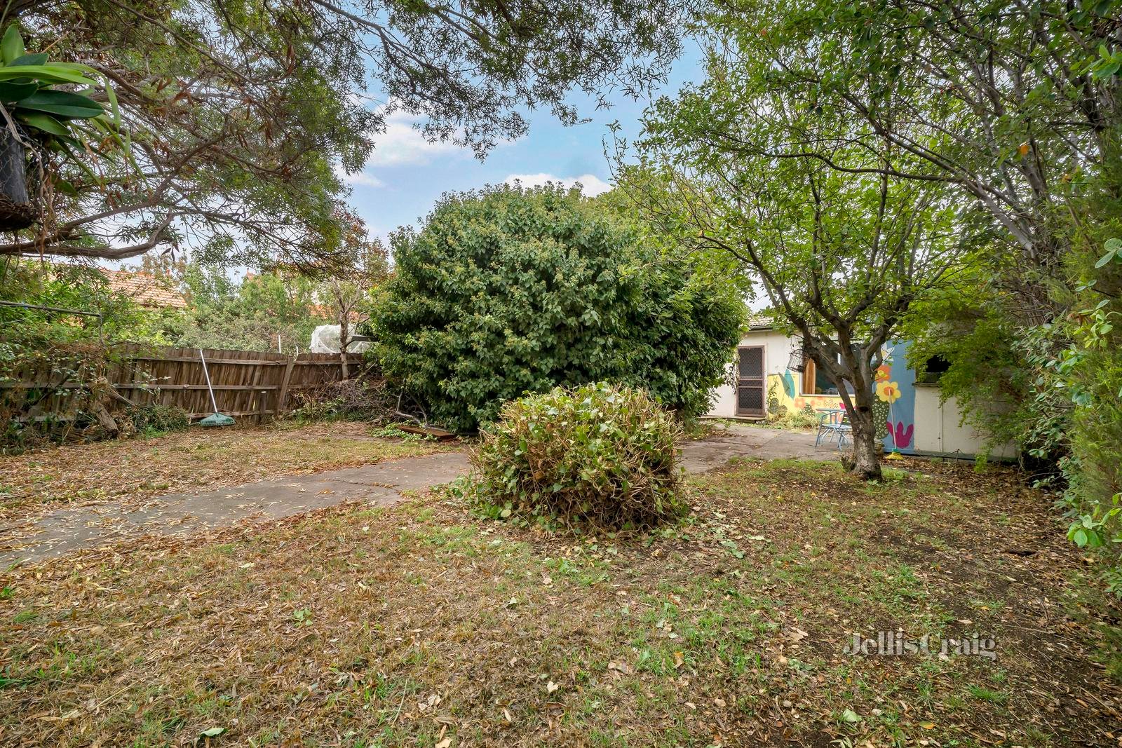 57 Deakin Street, Essendon image 3