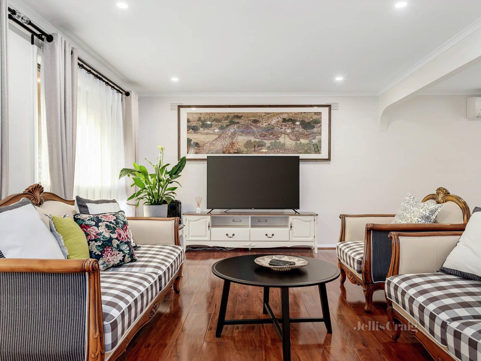57 Devon Drive, Doncaster East
- Print Image 1