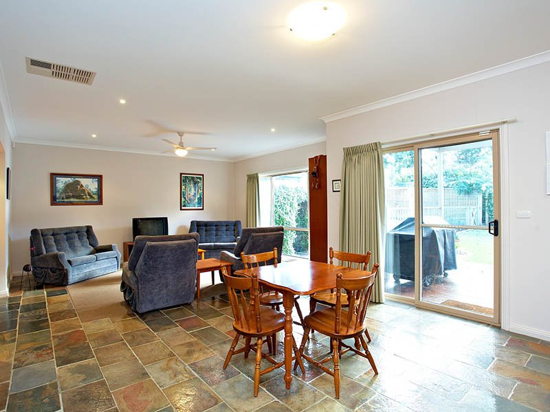 57 Dickasons Road, Heathmont image 10