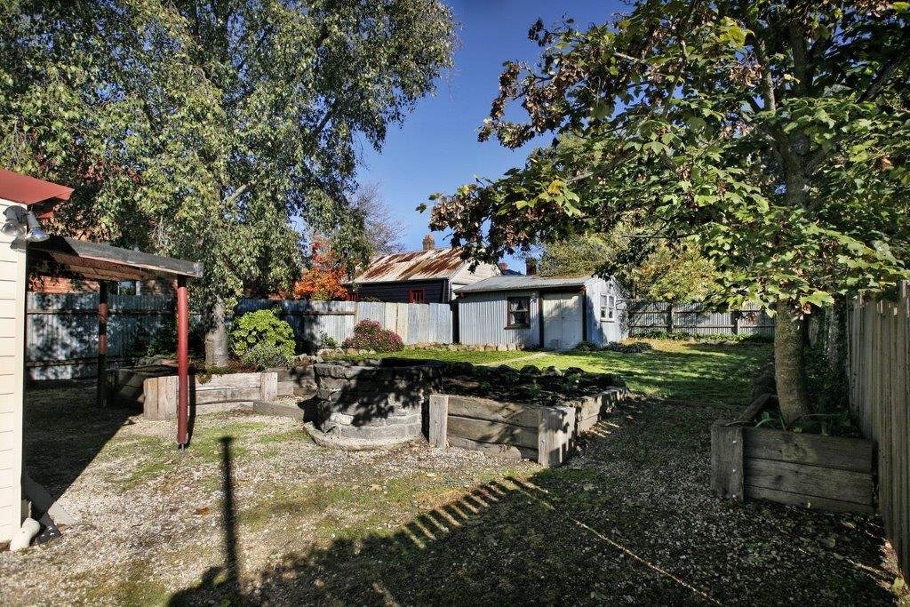 Property Gallery Thumbnail 9