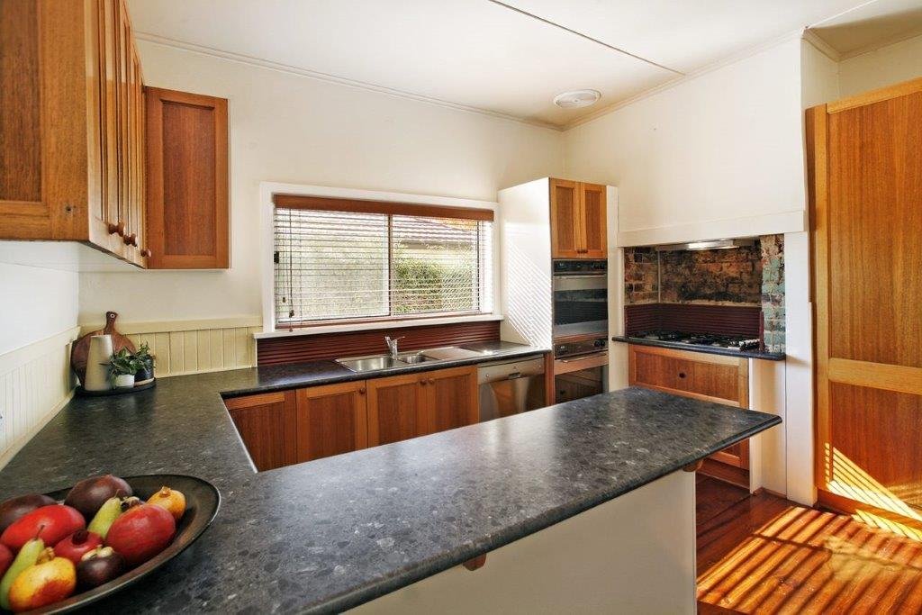 Property Gallery Thumbnail 3