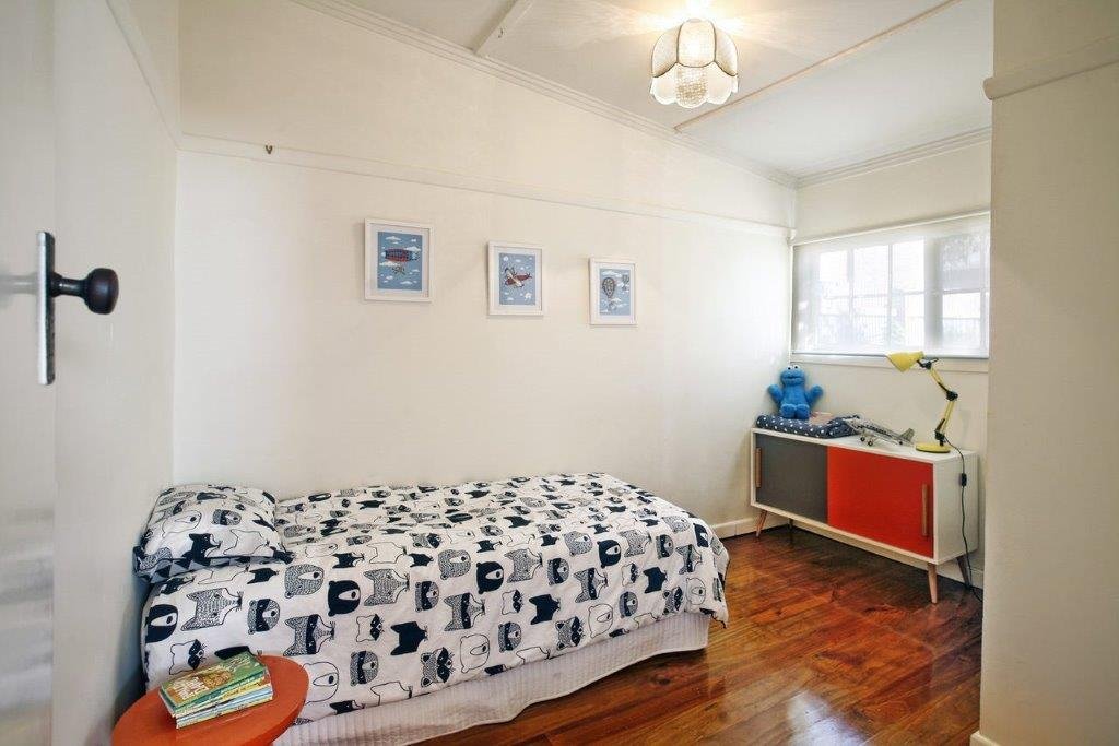 Property Gallery Thumbnail 6