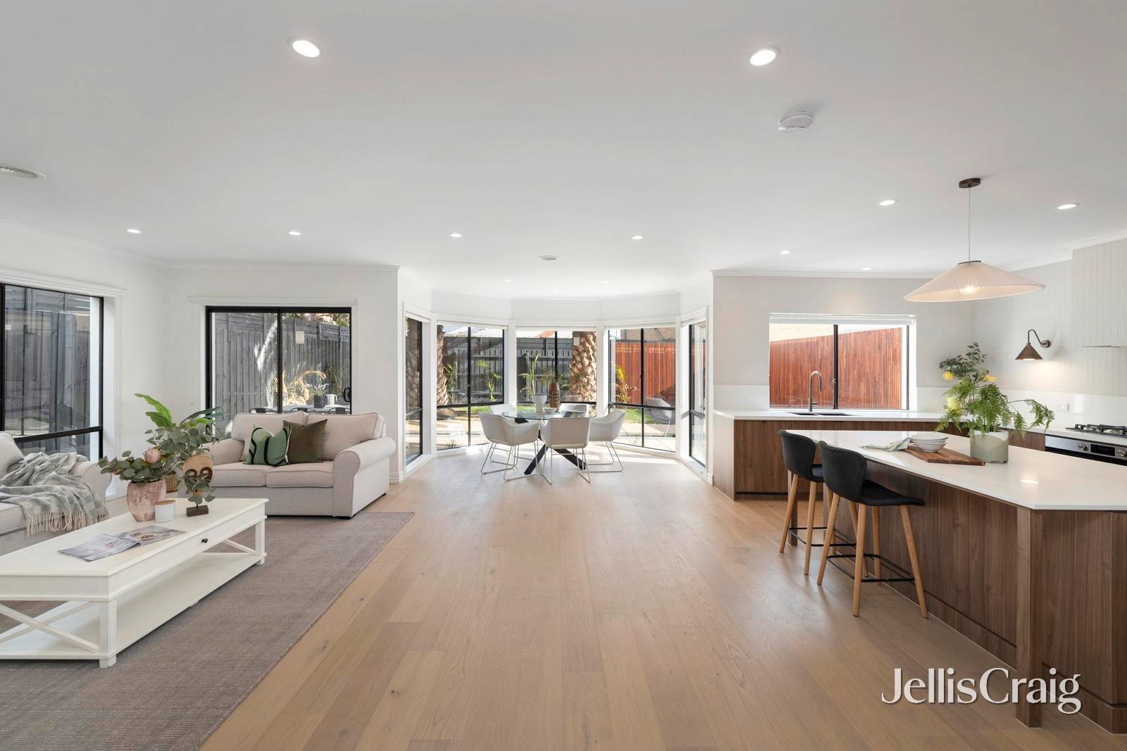 57 Elster Avenue, Elsternwick image 4