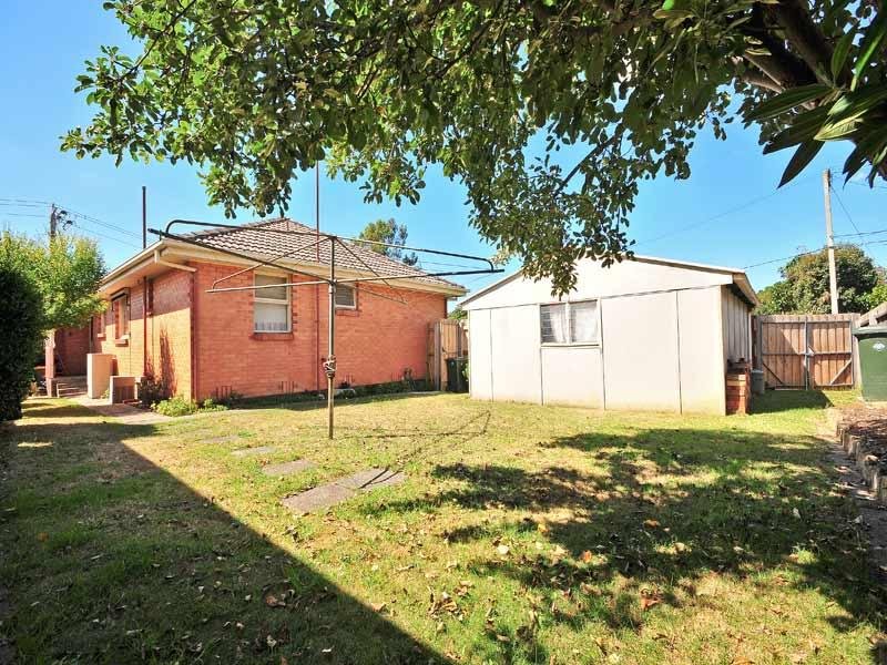 57 Eram Road, Box Hill North image 6