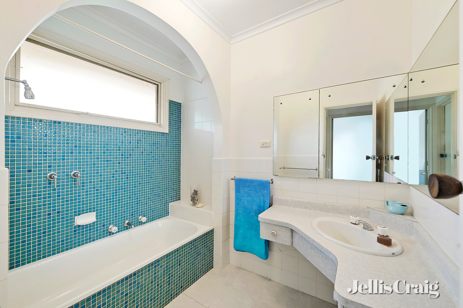 57 Glenvale Road, Donvale image 4