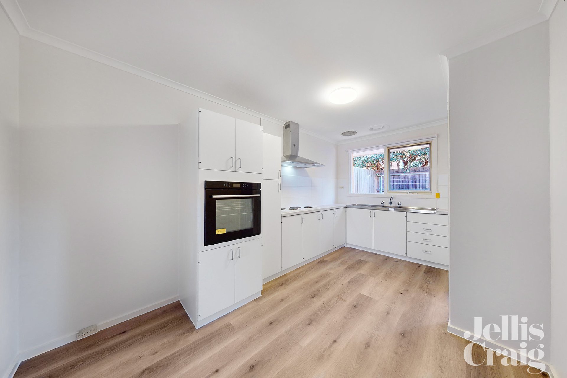 5/7 Gnarwyn Road, Carnegie image 8