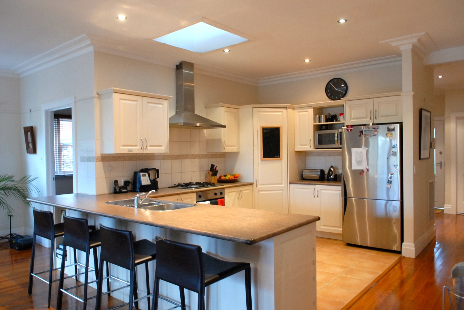 Property Gallery Thumbnail 3