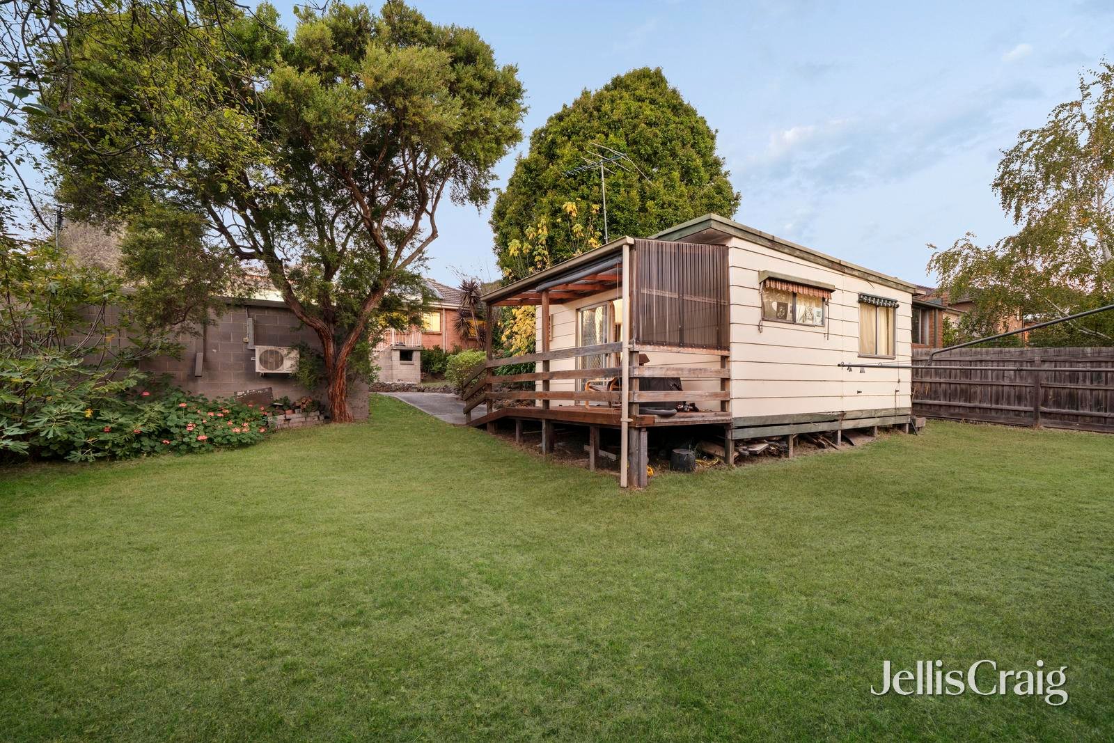 57 Headingley Road, Mount&nbsp;Waverley image 15