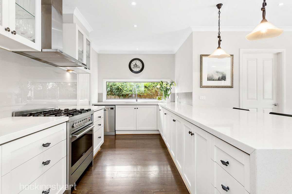 57 Kenmare Street, Mont Albert North image 3