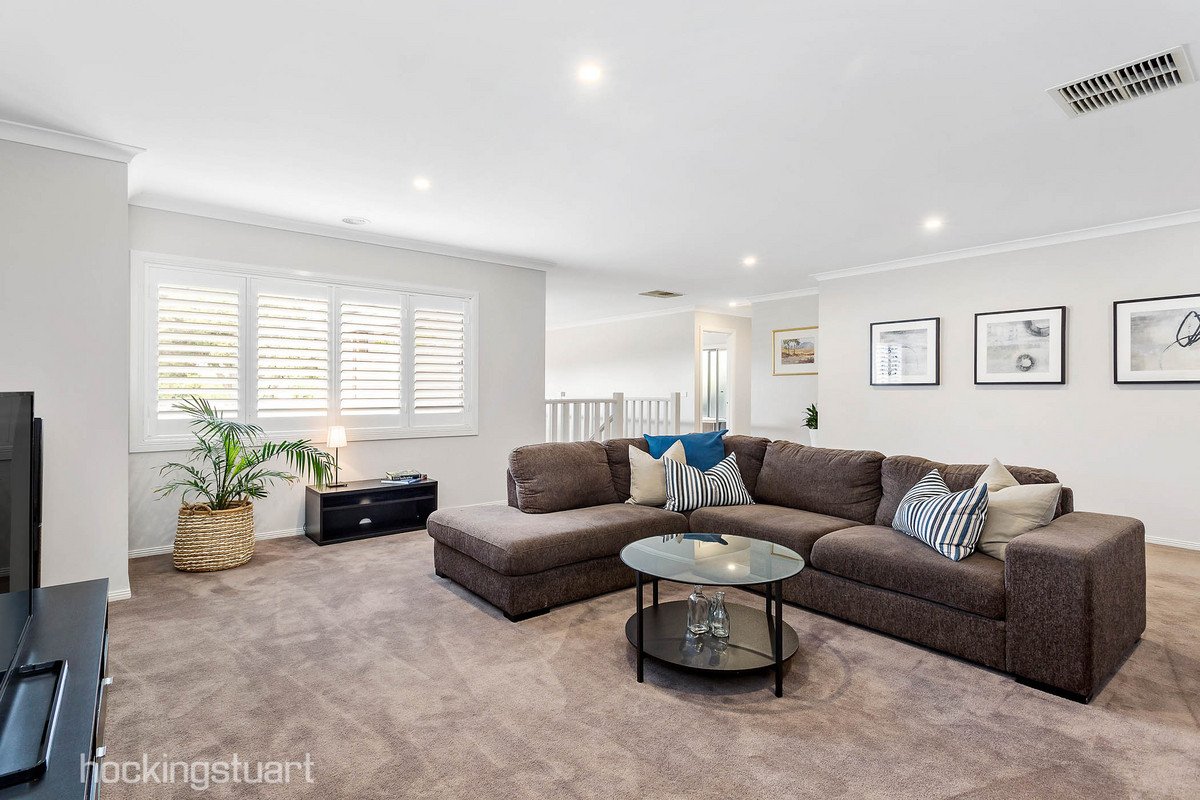 57 Kenmare Street, Mont Albert North image 6