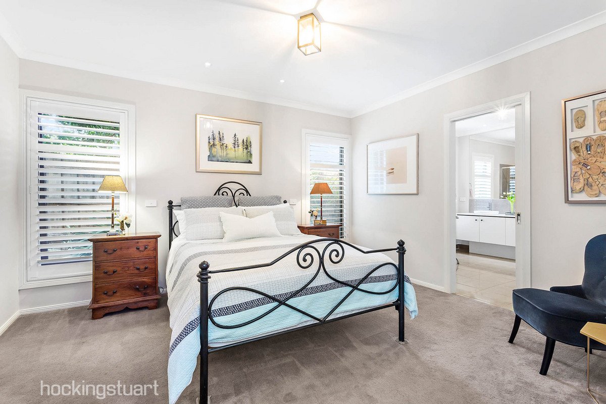 57 Kenmare Street, Mont Albert North image 9