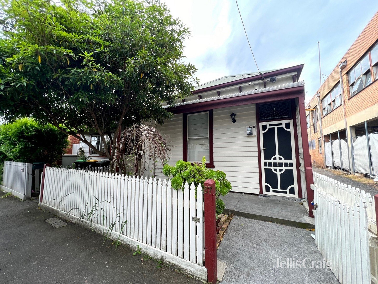 57 Luscombe Street, Brunswick image 7